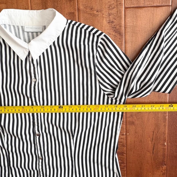 New & York Company Vintage Striped Button-Up Shirt Womens  M French Cuffs - Picture 8 of 12